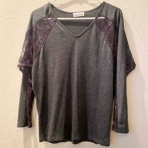 Love Tree Lace V-Neck Long-Sleeve Shirt